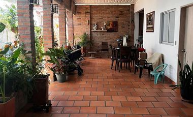 casa en venta en once de noviembre. Cod V12102
