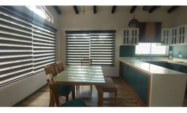 Venta de casa campestre de 2000 M2 en 650 mill en La Mesa Cund, COL