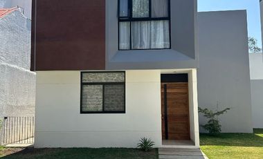 Casa Sola en Rancho Cortes Cuernavaca - GSI-1393-Cs