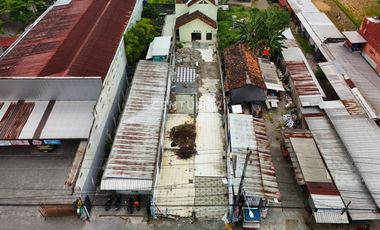 Disewakan Tanah Bonus Bangunan di inggir Jalan Nologaten Depok