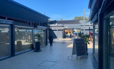 Local Comercial en Arriendo en POR AVENIDA PRINCIPAL