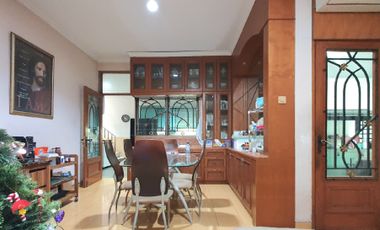 Dijual Rumah Hoek Sejuk & Asri di Gading Kirana Timur, Kelapa Gading