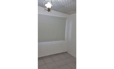 Se Alquila Acogedora y Fresca Casa en Esquina. En el Crisol, Cerrada