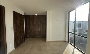 CASAS MODERNA EN VENTA EN URB PORTÓN DEL SOL - MANTA