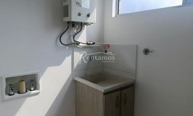 apartamento en arriendo en el esmeraldal. Cod A776768