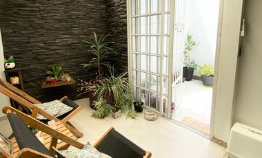 Casa  en Venta Caba / Buenos Aires (D038 1694)