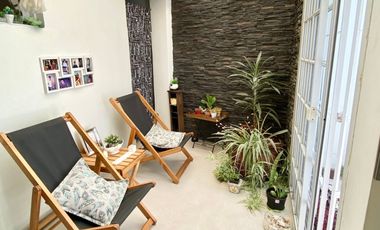 Casa  en Venta Caba / Buenos Aires (D038 1694)