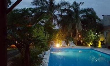 BARRIO TORTUGUITAS EXCELENTE PROPIEDAD CON PISCINA