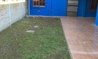 VENTA - CASA DE 4 AMBIENTES EN VENTA - PONTEVEDRA