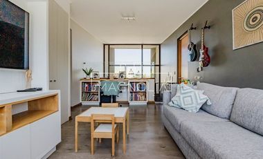 Preciosa Casa en venta de 4 dorm. en piedra roja