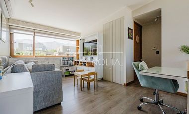 Preciosa Casa en venta de 4 dorm. en piedra roja