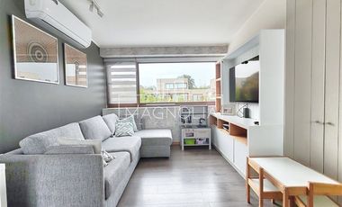 Preciosa Casa en venta de 4 dorm. en piedra roja