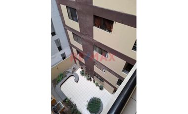 Excelente Departamento En Santa Beatriz – 6° Piso, 2 Ascensores, Ubicación Clave
