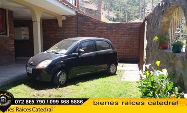 Casa de venta en Sector Ucubamba – código:13660