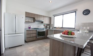MUY CÓMODA DISTRIBUCIÓN CASA MODELO PIACERE ZIBATÁ E1