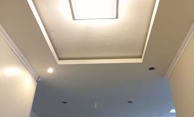 Dijual rumah di Jalan Singosari nusukan Banjarsari Solo