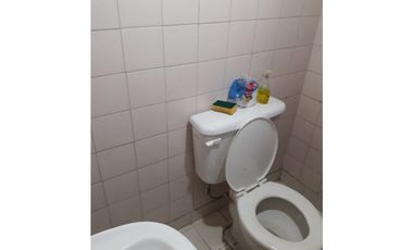 Excelente local para DEPOSITO a 100 metros Avenida Brandsen