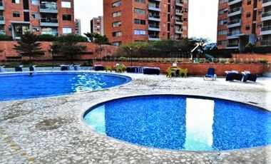 A LA RENTA APARTAMENTO EN SECTOR CUMBRES, ENVIGADO