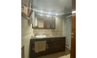 Chalet 7 ambientes. Excelente ubicación. U$S 410.000.-