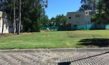 Terreno en venta Hacienda Mirage, Galerias Sur