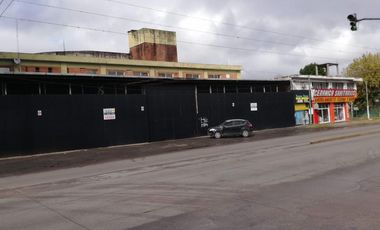 Amplio Galpón sobre ruta 202/23