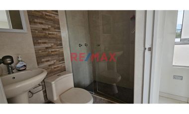 🏡 ¡Vive con tranquilidad en la Campiña de Moche! 🌿✨

Descubre esta hermosa casa en esquina, ubicada dentro del exclusivo Condominio Villa Muchik, do