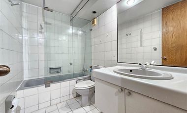 Oportunidad Depto 3D + Sala de star + 2 Servicios, Amoblado