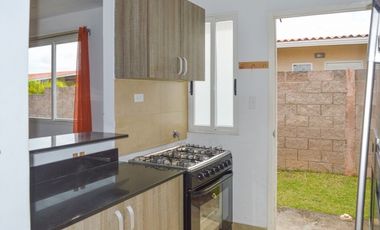VENDO CASA EN CORONADO (IH)