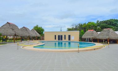 VENDO CASA EN CORONADO (IH)