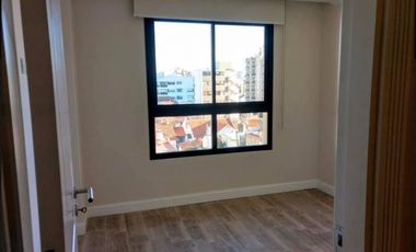 Semipiso 2 ambientes con cochera a estrenar