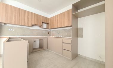 COD. 620 - SE VENDE CASA - BARRIO: LOS ALPES