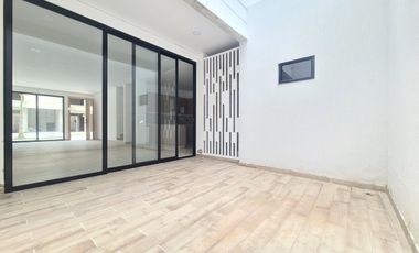 COD. 620 - SE VENDE CASA - BARRIO: LOS ALPES
