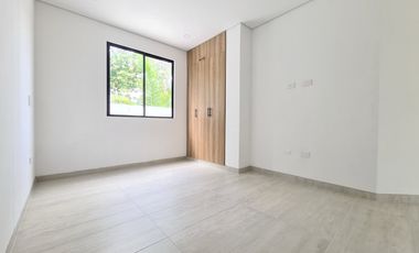 COD. 620 - SE VENDE CASA - BARRIO: LOS ALPES