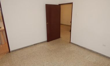 edificio en venta en el golf. Cod V86052