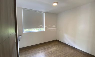 apartamento en arriendo en el esmeraldal. Cod A776242