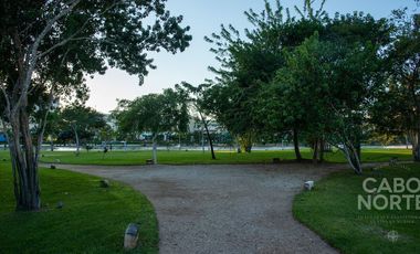 Terreno en venta para entrega inmediata en Cabo Norte, Mérida