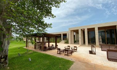 Terreno en venta para entrega inmediata en Cabo Norte, Mérida