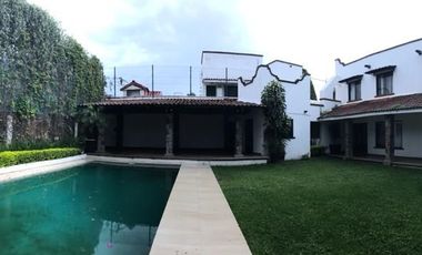 Casa en renta , zona dorada , privada con vigilancia ,Cuernavaca  Morelos