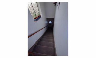 Se Vende Excelente Chalet de 4 Ambientes en Lote Propio en Olivos Golf