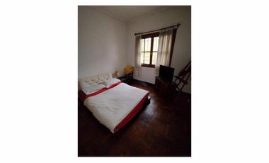 Se Vende Excelente Chalet de 4 Ambientes en Lote Propio en Olivos Golf