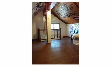 Se Vende Excelente Chalet de 4 Ambientes en Lote Propio en Olivos Golf