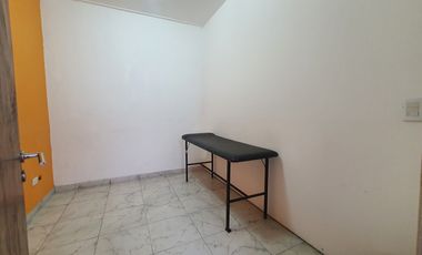 Venta - Oficinas en dos plantas en block - Brown 3285