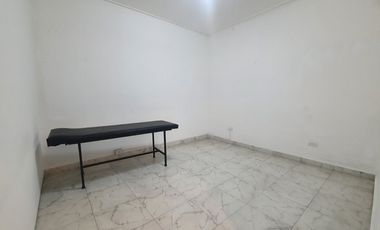 Venta - Oficinas en dos plantas en block - Brown 3285