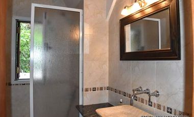 AMPLIA CASA EN ZONA CENTRO COMERCIAL JAGUEL DEL MEDIO