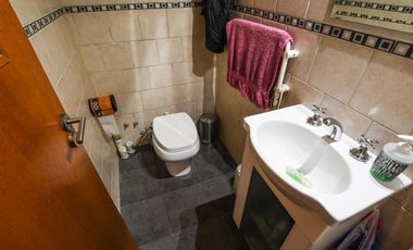 Casa 3 Dormitorios - Barrio Matheu