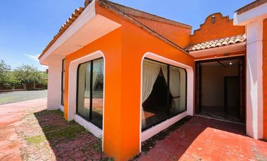 Casa tipo  HACIENDA con granja porcicola, Ixtlahuacan de los membrillos,Jalisco.