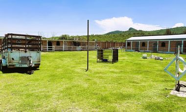 Casa tipo  HACIENDA con granja porcicola, Ixtlahuacan de los membrillos,Jalisco.