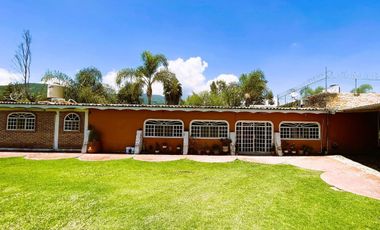 Casa tipo  HACIENDA con granja porcicola, Ixtlahuacan de los membrillos,Jalisco.