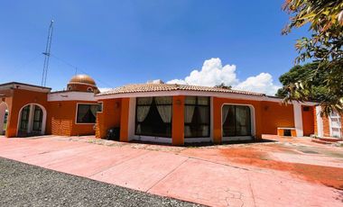 Casa tipo  HACIENDA con granja porcicola, Ixtlahuacan de los membrillos,Jalisco.