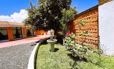 Casa tipo  HACIENDA con granja porcicola, Ixtlahuacan de los membrillos,Jalisco.